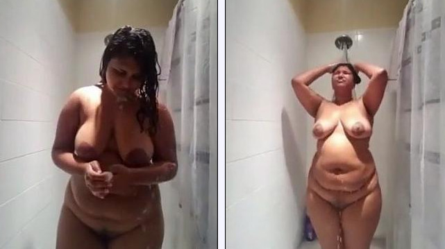 Desi bbw girl nude bathing selfie part 1