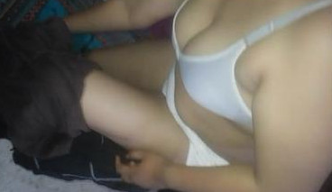 Desi Wife showing her hot smooth body to her boy friend