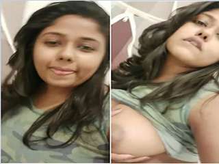 Today Exclusive-Horny Nri Girl Showing Boobs Part 1