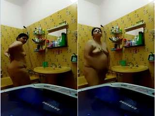 Today Exclusive- Sexy Telugu Bhabhi Record her Bathing Video For Hubby