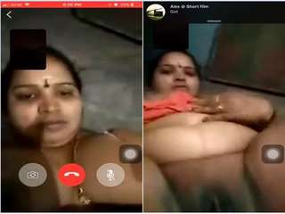 Today Exclusive- Horny Mallu Bhabhi Fingerring On Video Call