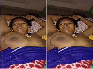 Today Exclusive- Desi Sleeping Wife Nude Video Record By Hubby Part 1