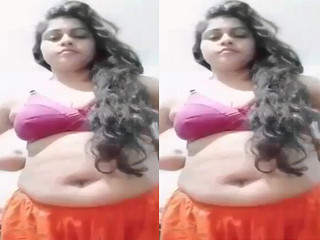 Today Exclusive-Sexy Bangla Girl Shows her Boobs and Pussy