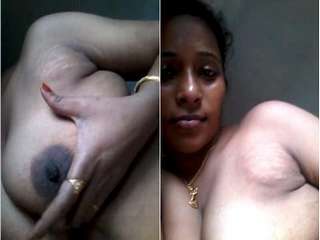 Exclusive- Sexy Mallu Bhabhi Showing Her Big Boobs and Pussy