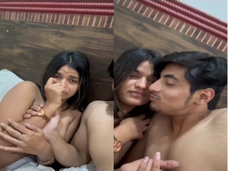 Today Exclusive- Cute Desi Girl Enjoy With Lover