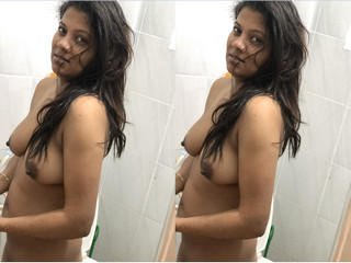 Today Exclusive- Desi Wife Nude Video Record By Hubby