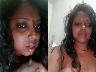 Desi Bhabhi Sucking her Boobs