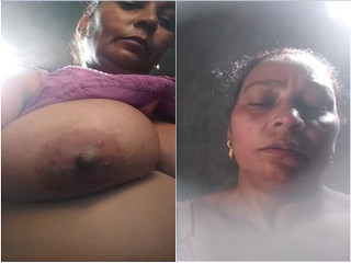 Desi Punjabi Bhabhi Shows Her Boobs and Pussy