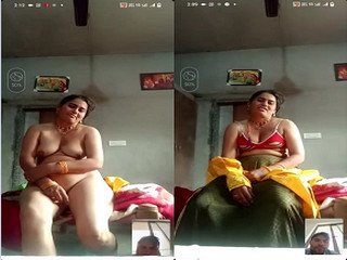 Rajasthani Bhabhi Shows Her Boobs On VC FOr Lover