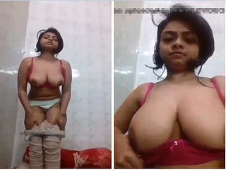 Exclusive- Cute Look Indian Girl Strip Her Cloths and Showing Her Big Boobs and Pussy