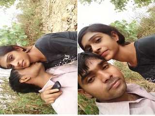 Today Exclusive-Hot Desi Lover Outdoor Romance