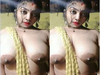 Today Exclusive-Horny Desi Wife Showing Her Nude Body